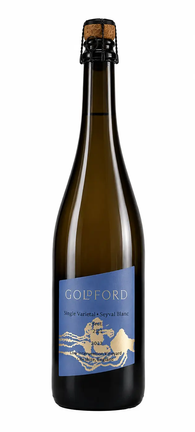 Our signature sparkling white brut is a blend of our Pinot Noir and Seyval Blanc grapes. This wine has great acidity with lovely prickly pear and stone fruit notes.